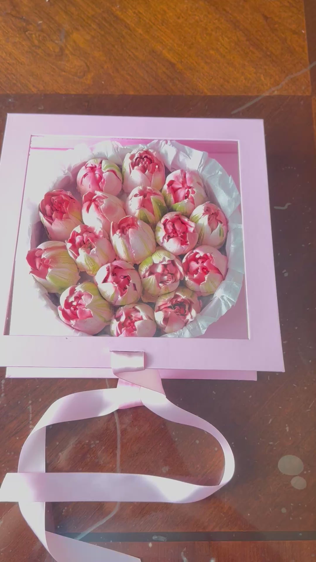 Luxury Marshmallow Flower Box